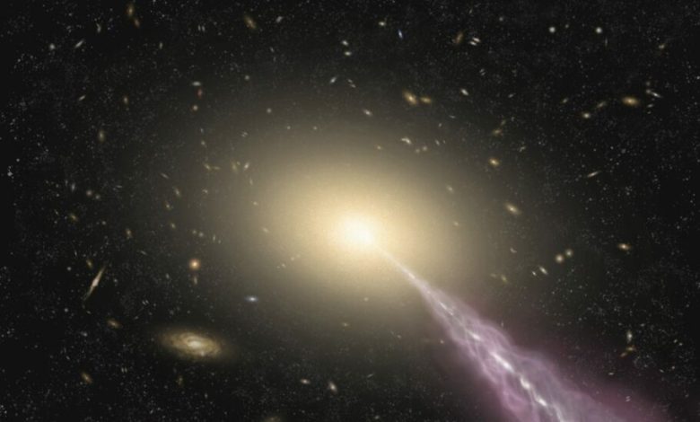 امروز در فضا: هابل تصویری از کهکشان میزبان یک اختروش را ثبت کرد