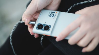 اولین گوشی مون‌دراپ با ۲ جک هدفون و نمایشگر اولد ۱۲۰ هرتز رونمایی شد