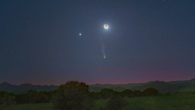تصویر روز ناسا: دنباله‌دار، سیاره، ماه