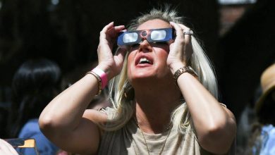 جست‌وجو برای «چشم‌درد» در حین خورشیدگرفتگی ۲۰۲۴ آمریکا افزایش یافت