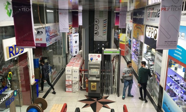 عضو اتاق اصناف ایران: بازار موبایل راکد است، مردم تعمیر موبایل را به خرید ترجیح می‌دهند