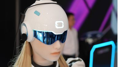 مورنین؛ ربات انسان‌نمای چری برای کمک به خرید خودرو