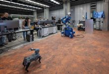 چهارپای رباتیکی که از فضا کنترل میشود!