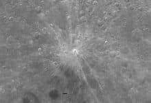 منشا دومین قمر زمین، دهانهای در ماه است