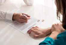 وکیل: حکم دادگاه خانواده بالاتر از اراده مرد است!