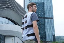 این جلیقه با فن‌های داخلی شما را از گرما نجات می‌دهد