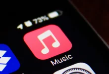 مدیر اپل موزیک از «توقف نوآوری» در اسپاتیفای میگوید