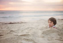 چرا نباید در ساحل گودال حفر کنیم؟