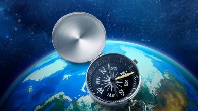 قطبنما در فضا کدام جهت را نشان میدهد؟