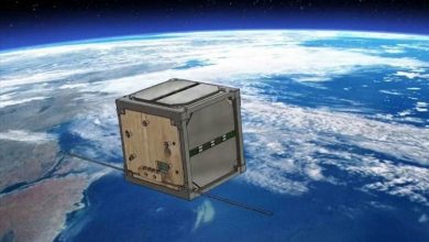 نخستین ماهواره چوبی به فضا پرتاب شد