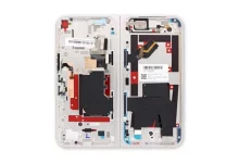 هزینه تعویض نمایشگر پیکسل 9 پرو فولد سر به فلک می‌کشد