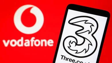 با ادغام ودافون و تری، بزرگترین اپراتور موبایل بریتانیا شکل میگیرد