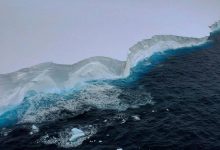 بزرگترین کوه یخی جهان در جنوبگان به حرکت درآمد