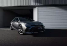 تویوتا کمری Glorious Edition معرفی شد؛ نسخهای خاص برای بازار چین