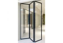 درب شیشه ای تاشو چیست و چه کاربردی دارد؟