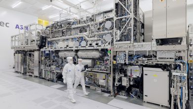 مدیرعامل ASML: صنعت تولید تراشه چین ۱۰ تا ۱۵ سال از غولهای تراشهسازی عقبتر است