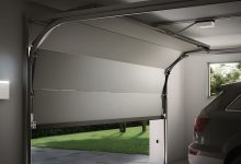 چطور بدون نیاز به برق و ریموت، درب پارکینگ را باز کنیم؟