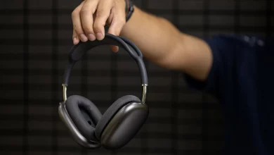 ۴ سال از رونمایی اولین هدفون دورگوشی اپل گذشت