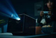 این پروژکتور لیزری را بهلطف لنز قابل تعویضش، میتوان در هر جای دلخواهی قرار داد