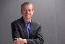 حتی مدیرعامل سابق اینتل هم مشغول استفاده از هوش مصنوعی دیپسیک است