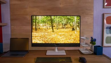 مانیتور ۳۲ اینچی دل برای انتقال مستقیم صدا به گوش‌ها، حرکات سر کاربر را تعقیب می‌کند