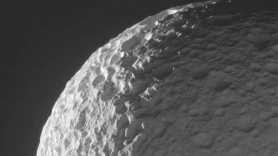 میماس: ماه کوچک با یک دهانه بزرگ