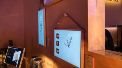 نسل جدید تلویزیون قابل حمل StandbyME الجی اکنون بند آویز هم دارد!