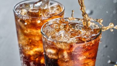 نوشیدنیهای قندی تهدیدی بسیار جدی برای سلامت عمومی هستند