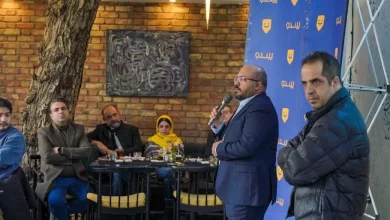 پیندو، جایزه سوروسات را برگزار میکند