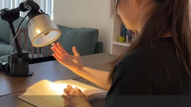 لامپ رباتیک اپل بهنمایش درآمد؛ محصولی ظریف و هوشمند