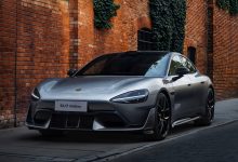 مدل نقرهای خودرو شیائومی SU7 اولترا به نمایش درآمد